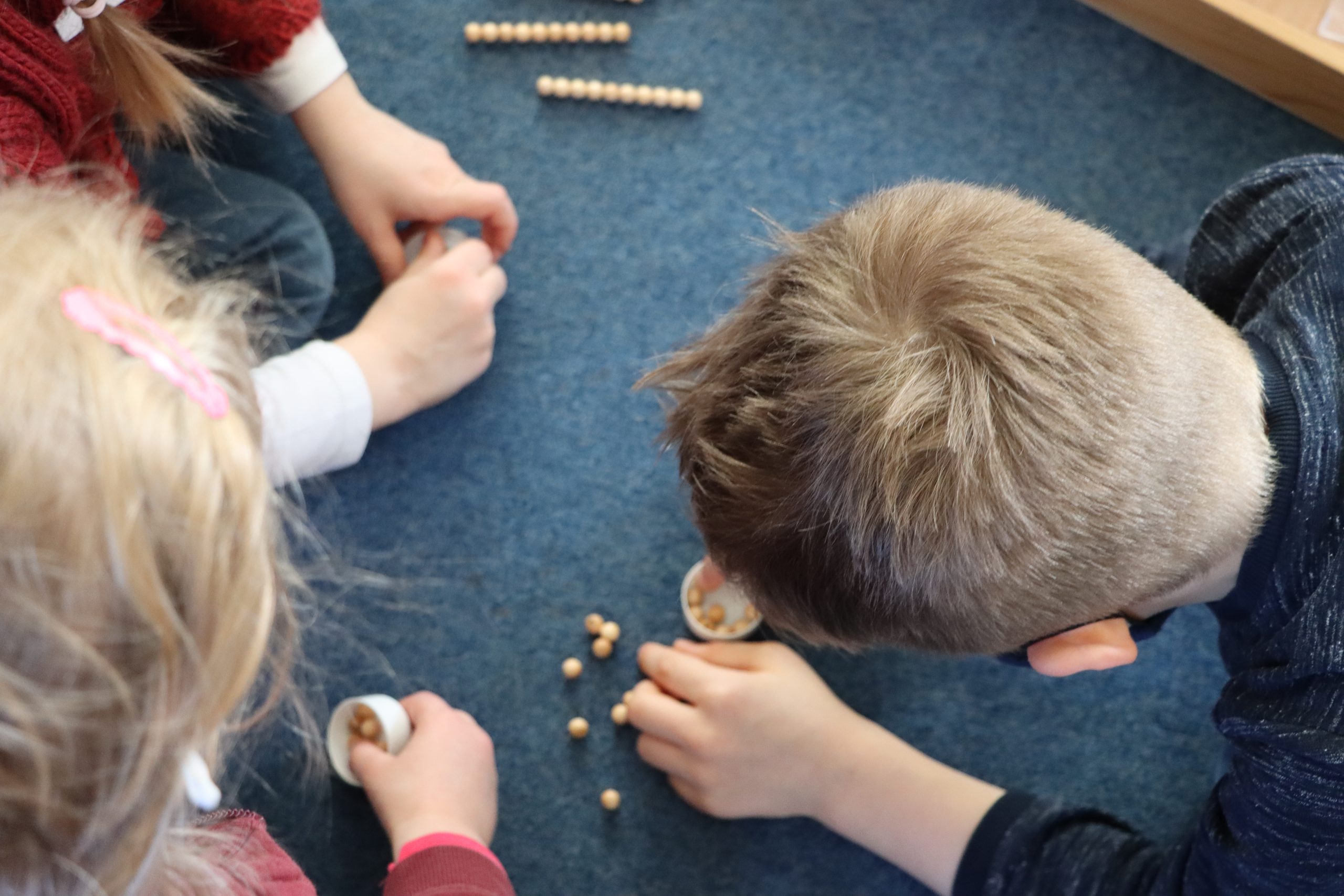 schätzen und zählen - Montessori kennenlernen - Lernwerkstatt
